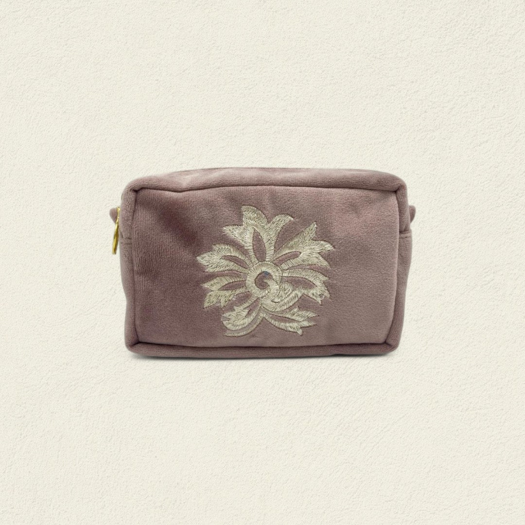 ENREDADERA DE CAMELIAS AL ALBA