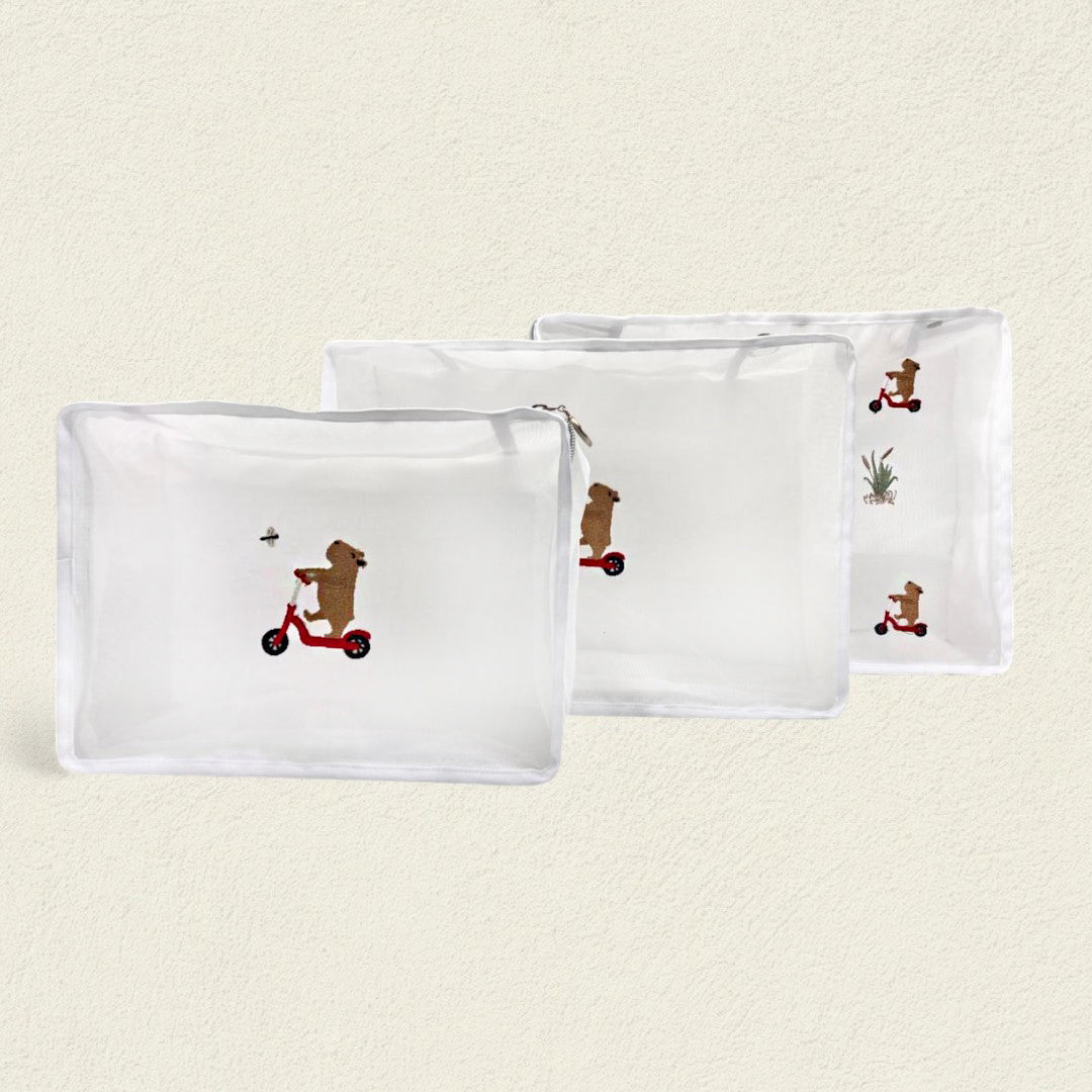 CAPIBARA EN PATINETA