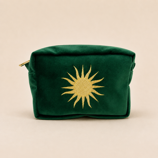 NECESER MEDIANO SOL DORADO SOBRE VERDE ESMERALDA