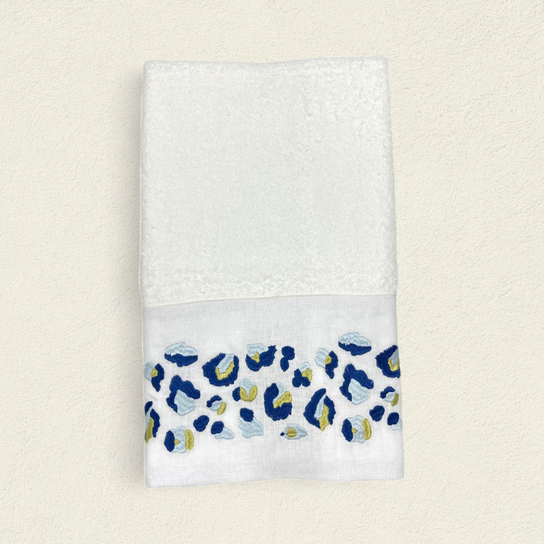 ECOS DEL LEOPARDO AZUL