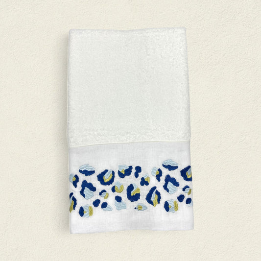 ECOS DEL LEOPARDO AZUL