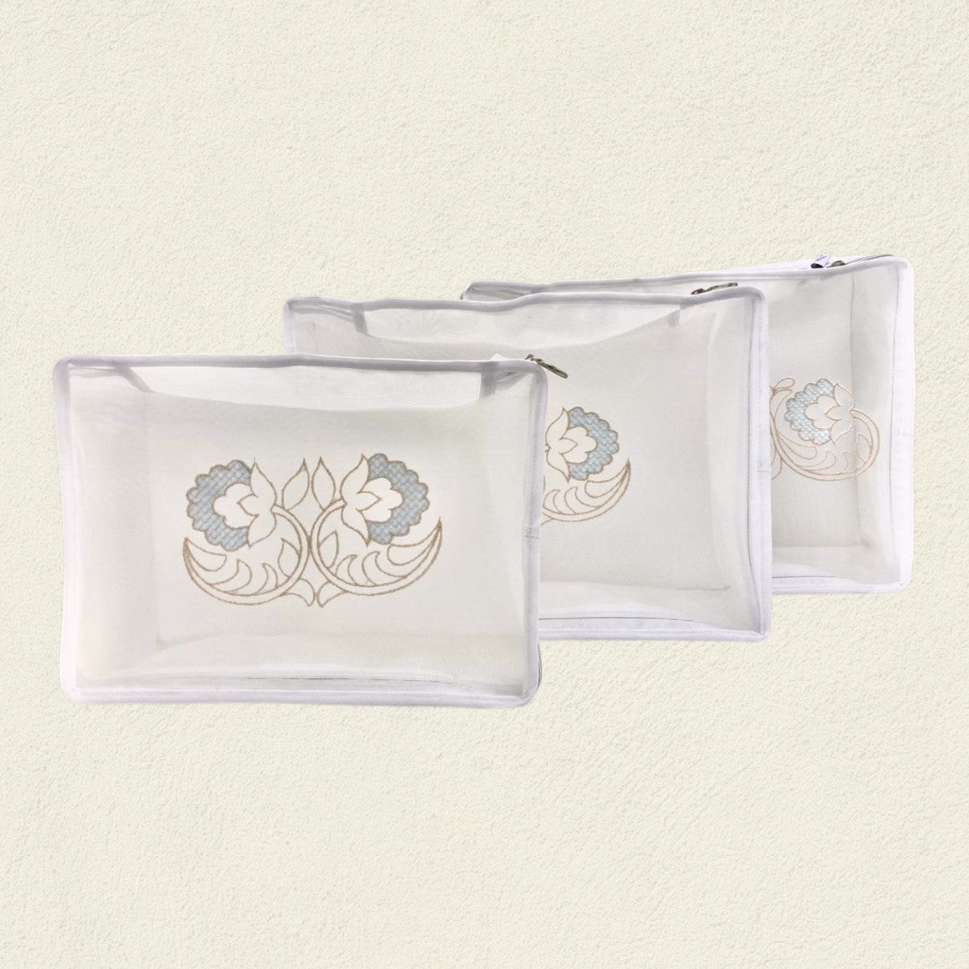 JARDÍN DE CLAVELES AZULES