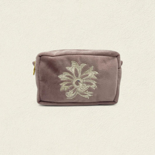 ENREDADERA DE CAMELIAS AL ALBA